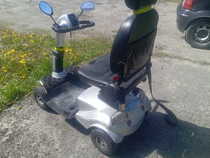 Продам Электроскутер. (1 фото из 7)