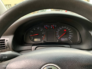 Volkswagen Passat B5 (7 foto / 7)