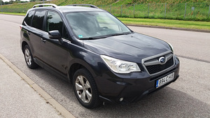 Subaru Forester (6 foto / 10)