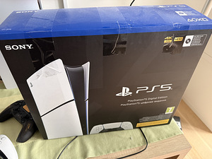 Playstation 5 slim digital edition 825gb (1 foto / 3)