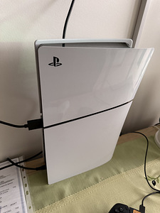 Playstation 5 slim digital edition 825gb (2 foto / 3)