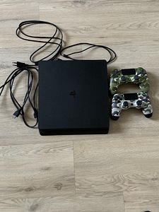 Sony playstation 4 slim 2 juhtkang (2 foto / 4)