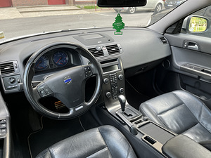 Volvo V50 R-Design (5 foto / 10)