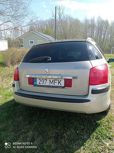 Peugeot 407 (3 фото из 7)