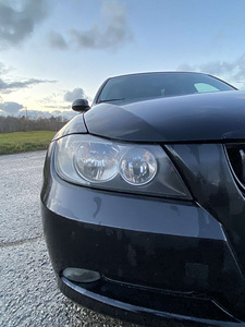 BMW e90 2006 года (3 фото из 13)