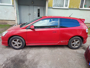 Honda Civic (2 foto / 10)
