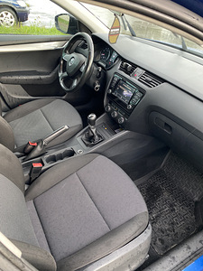 Škoda Octavia A7 (13 foto / 15)