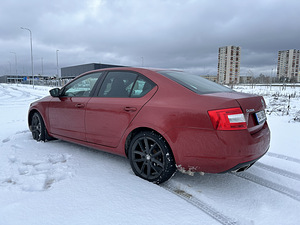 Škoda Octavia VRS 2.0 (3 foto / 15)