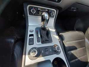 Volkswagen Touareg 4.1 V8 TDI (7 foto / 12)