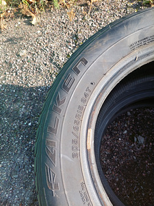 R15 205 /65 MS (2 foto / 3)