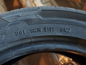 215/55R17 Barum Bravuris 5 (2 фото из 3)