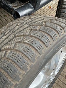 Nokian Hakkapeliitta SUV 275/55/R20 (3 foto / 5)