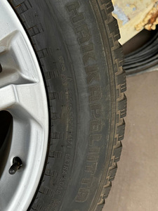 Nokian Hakkapeliitta SUV 275/55/R20 (5 foto / 5)