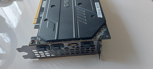 Gigabyte GeForce RTX 2060 (3 foto / 5)