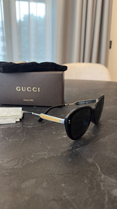 Gucci солнцезащитные очки Оригинал (5 фото из 6)