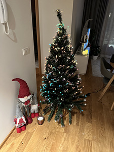 Kunstkuusk Led valgustusega (1 foto / 5)