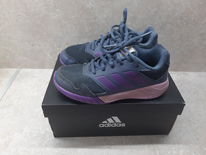 Adidas tosdud s.29 (2 foto / 3)