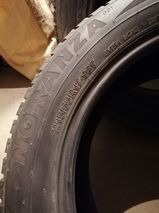 BRIGESTONE NORANZA 215/55/17 (3 фото из 5)