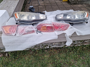 Tagatuled MITSUBISHI LANCER vasak ja parem (1 foto / 5)
