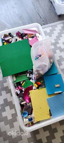 Полная коробка блоков LEGO, около 70 л (фото #3)