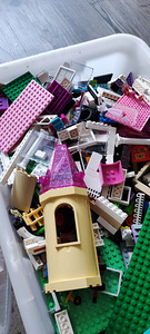 Täis kast LEGO klotsid , umb 70l (5 foto / 10)