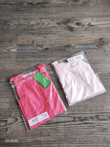 НОВЫЕ H&M Hello Kitty одежда р110/116 (8 фото из 10)