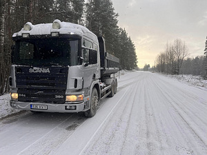 Kallur, ehitusjäätmete äravedu konteinerid (1 foto / 8)