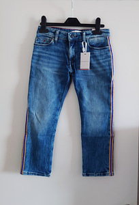 Uued Tommy Hilfiger lühendatud teksad tüdrukule, 128 (2 foto / 8)