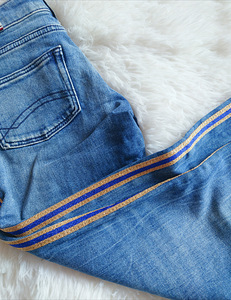 Uued Tommy Hilfiger lühendatud teksad tüdrukule, 128 (4 foto / 8)