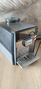 Kohvimasin varuosadeks Siemens EQ.6 s700 (2 foto / 4)