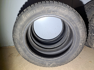 Naelrehvid PIRELLI 205x55x16 (1 foto / 5)