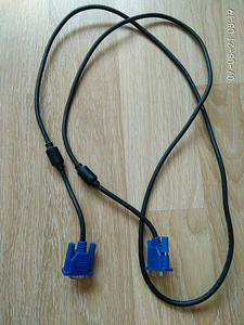 VGA arvutikaabel (2 foto / 2)