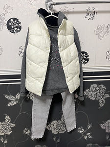Vest ja teksad s.140/146 (2 foto / 8)
