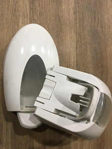 Paberi dispenser, seebi dispenser (10 foto / 10)