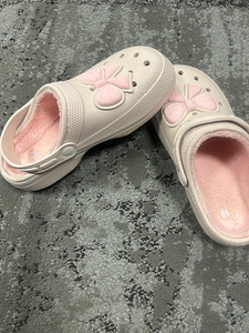 Crocs (2 foto / 3)