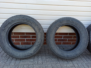 Dunlop lamellrehvid 225/65 R17 (4 foto / 10)
