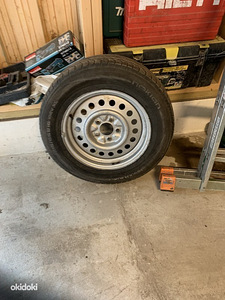 Toyota Rav4 215/65R16 c Nokian летними шинами (1 фото из 3)