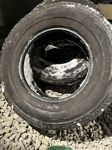4-5mm jääk!225/70/15C light truck (2 foto / 4)