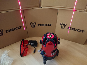 Põikjoonlaser 360°, 5 kiirt, 6 punkti, punane/roheline kiir! (1 foto / 6)