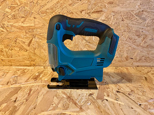 Akutikksaag, Makita 18V akudel töötav (1 foto / 3)
