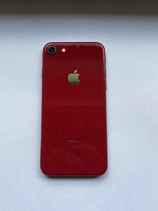 iPhone 8, красный, 64GB + чехлы (1 фото из 4)