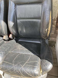 VW Passat B5.5 must universaali nahksisu + polstrid (2 foto / 9)