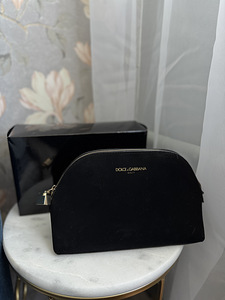 Dolce & Gabanna makeup bag (1 foto / 5)