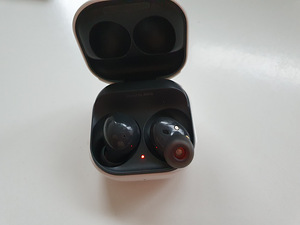 Samsung Galaxy Buds 2 (4 foto / 8)