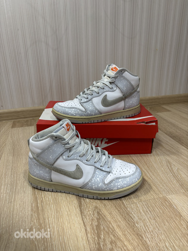 Naiste Nike tossud