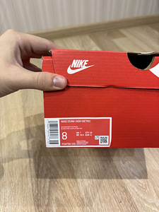 Naiste Nike tossud (7 foto / 8)