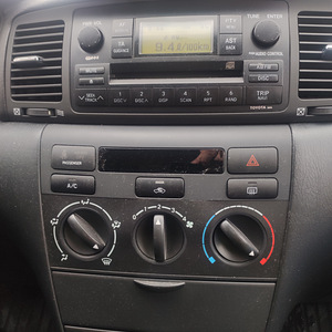 Toyota Corolla 1.6 81kW (8 foto / 13)
