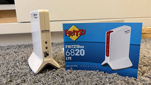 Маршрутизатор AVM Fritz!Box 6820 LTE - отличное состояние (1 фото из 3)