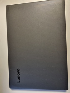 Lenovo V130-15IKB (4 foto / 4)