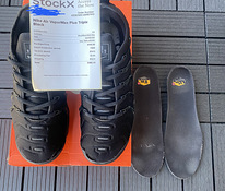 Nike Vapor Max Plus (черный) (42,5 ЕС / 8,5 UK)
